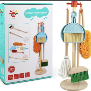 Wooden cleaning tools set